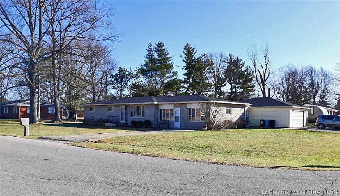 Colleen Robertson Lawrenceburg Lohmiller Real Estate